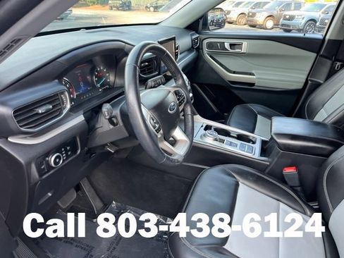 Used 2023 Ford Explorer XLT w/ Equipment Group 202A RWD image 6