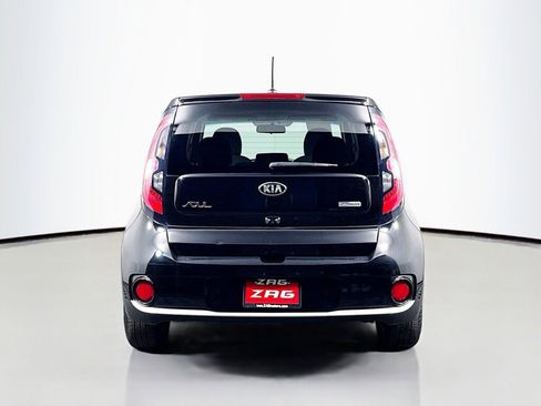 Used 2016 Kia Soul EV FWD image 4