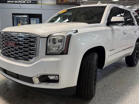 Used 2020 GMC Yukon Denali AWD/4WD image 3
