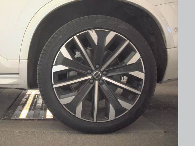 Used 2026 Volvo XC90 B6 Plus AWD/4WD image 16