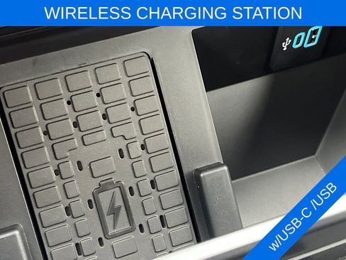 New 2026 Ford F250 Lariat w/ FX4 Off-Road Package image 15