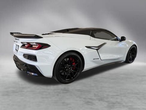 Used 2024 Chevrolet Corvette Z06 w/ Stealth Interior Trim Package RWD image 3