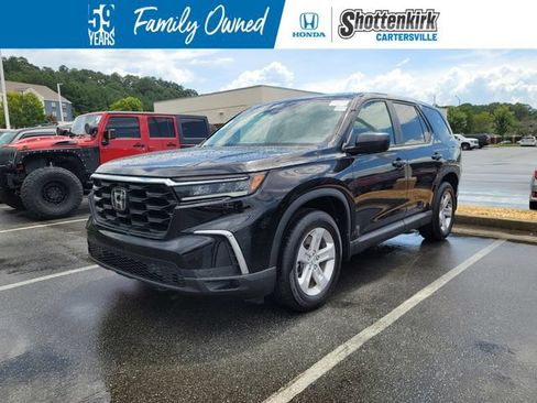 Used 2024 Honda Pilot LX image 1