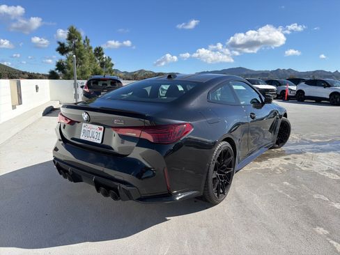 Used 2026 BMW M4 Competition w/ Executive Package image 4