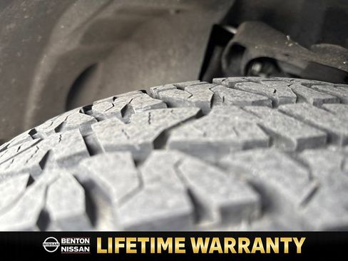 Certified 2022 Nissan Frontier Pro-X image 32