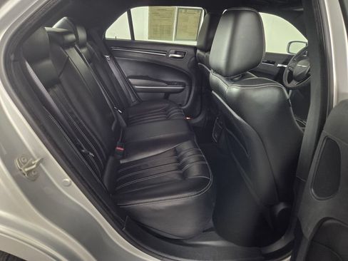 Used 2023 Chrysler 300 S RWD image 28