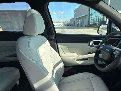 New 2026 Kia Sorento SX Prestige AWD/4WD image 16