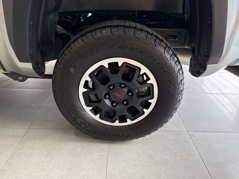 Used 2024 Toyota Tacoma TRD Off-Road image 13