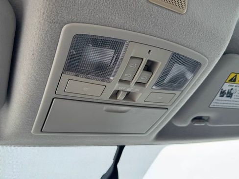 Used 2013 MAZDA MAZDA3 i Grand Touring image 27