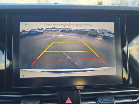 Used 2021 Kia Niro EX image 24