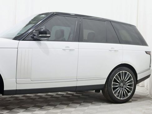 Used 2019 Land Rover Range Rover Supercharged image 4