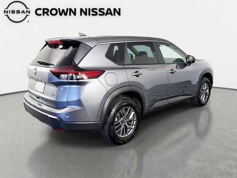Certified 2026 Nissan Rogue SV AWD/4WD image 6