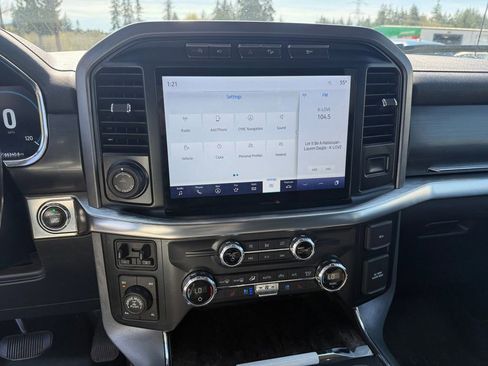 Used 2021 Ford F150 Lariat w/ FX4 Off-Road Package image 22