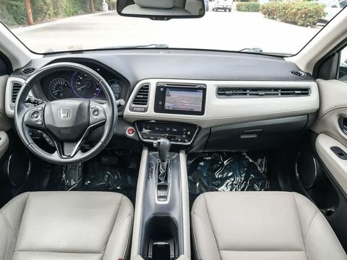 Used 2018 Honda HR-V EX-L image 14
