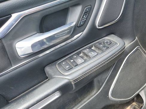 Used 2020 RAM 1500 Laramie AWD/4WD image 18