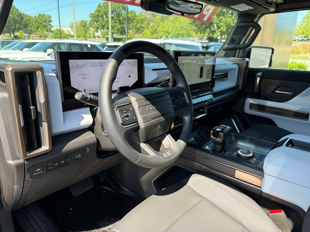Used 2025 GMC Hummer EV 3X AWD/4WD image 9