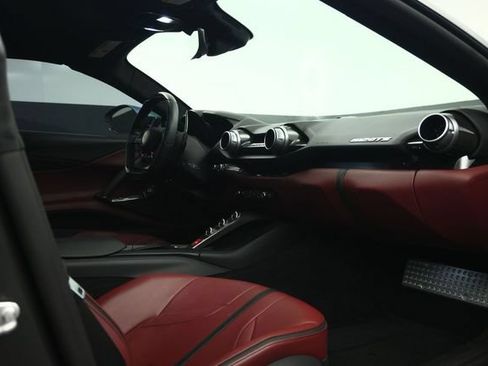 Used 2023 Ferrari 812 GTS RWD image 5