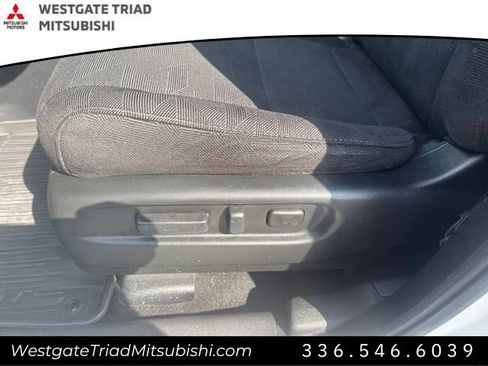 Used 2022 Honda Pilot Sport image 13
