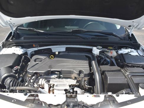 Used 2023 Chevrolet Malibu RS image 16