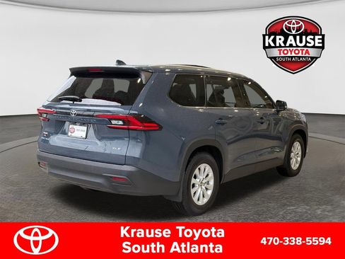 Used 2025 Toyota Grand Highlander AWD Hybrid image 8
