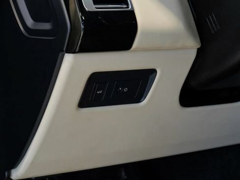 Used 2018 Land Rover Range Rover HSE AWD/4WD image 40