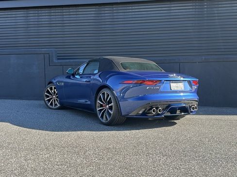 Used 2021 Jaguar F-TYPE R image 8