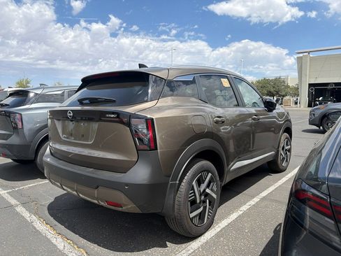 Certified 2026 Nissan Kicks SV w/ Charging Package FWD image 4