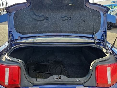 Used 2012 Ford Mustang Premium image 28