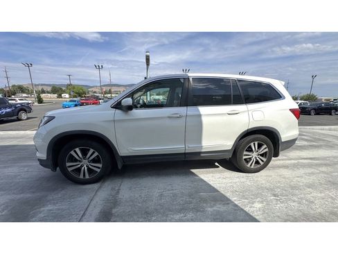 Used 2017 Honda Pilot EX-L image 4