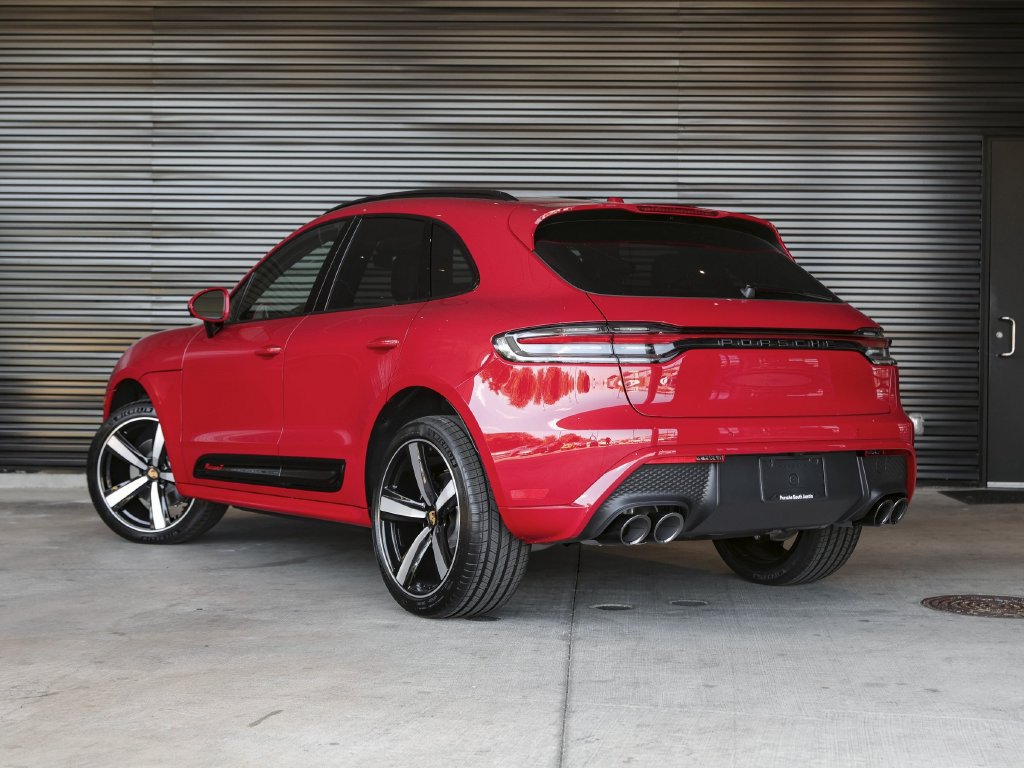 Certified 2026 Porsche Macan Turbo AWD/4WD image 3