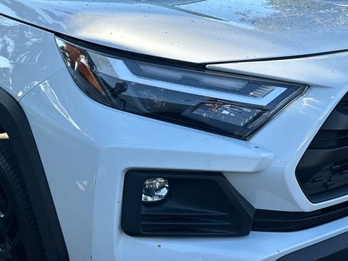 Used 2022 Toyota RAV4 Adventure w/ Convenience Package AWD/4WD image 9