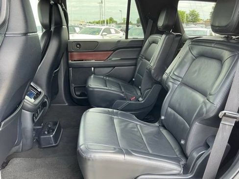 Used 2023 Lincoln Navigator Reserve AWD/4WD image 19