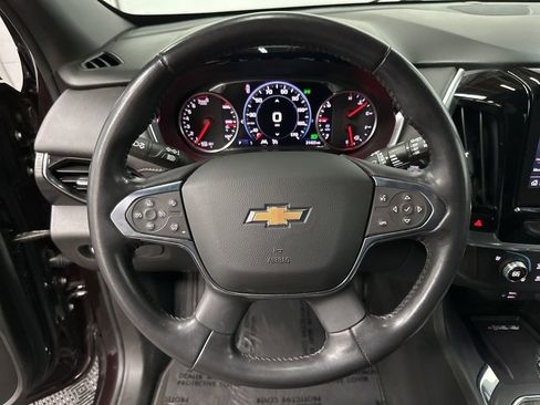 Used 2022 Chevrolet Traverse High Country image 16