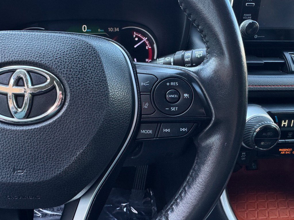 Used 2020 Toyota RAV4 Adventure AWD/4WD image 31