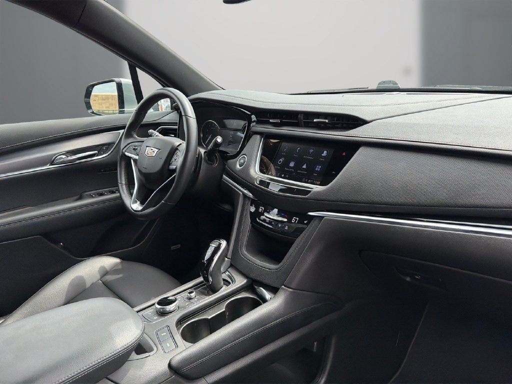 Certified 2024 Cadillac XT6 Luxury w/ LPO, Floor Liner Package FWD image 15