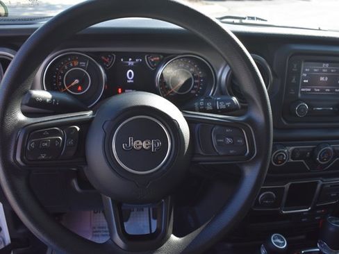 Used 2021 Jeep Wrangler Sport image 18