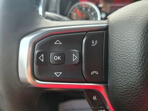Used 2025 RAM 1500 Laramie image 25