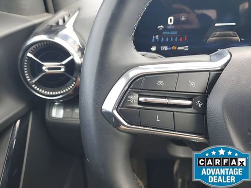 Used 2025 Chevrolet Equinox LT w/ Convenience Package II AWD/4WD image 28