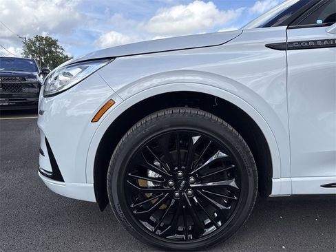 Certified 2025 Lincoln Corsair Reserve w/ Equipment Group 202A image 19