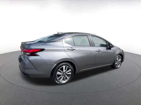 Used 2025 Nissan Versa SV image 15