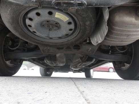 Used 2012 Hyundai Santa Fe GLS FWD image 37