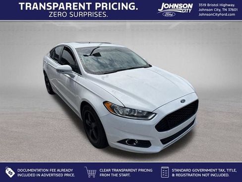 Used 2016 Ford Fusion SE w/ Equipment Group 201A AWD/4WD image 1