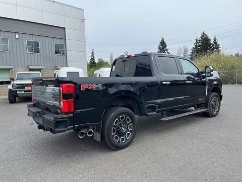 Used 2023 Ford F350 Platinum image 3