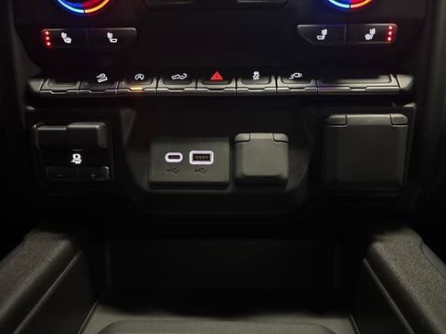 Used 2020 Chevrolet Silverado 1500 LT Trail Boss image 61