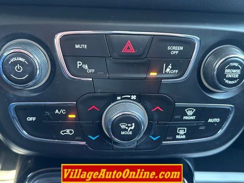 Used 2018 Jeep Compass Limited AWD/4WD image 23