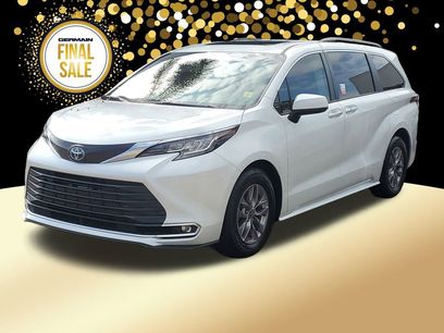 Certified 2022 Toyota Sienna XLE