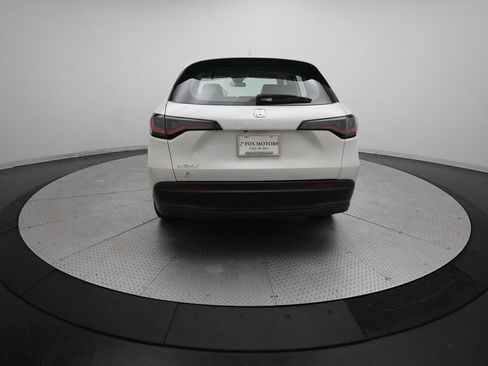 Certified 2023 Honda HR-V LX image 25