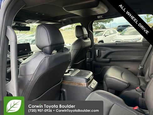 Used 2026 Toyota Sienna Platinum AWD/4WD image 20