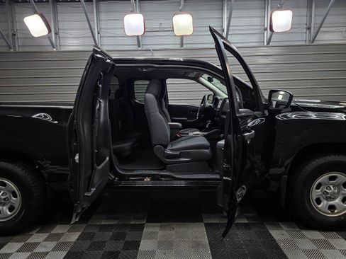Used 2023 Nissan Frontier S AWD/4WD image 19