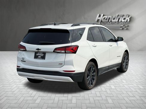 Used 2024 Chevrolet Equinox RS w/ RS Leather Package FWD image 10
